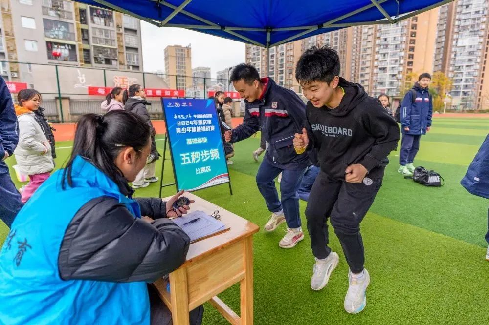 大渡口篮球冠军是谁呀_篮球冠军大渡口是谁_大渡口66号篮球俱乐部
